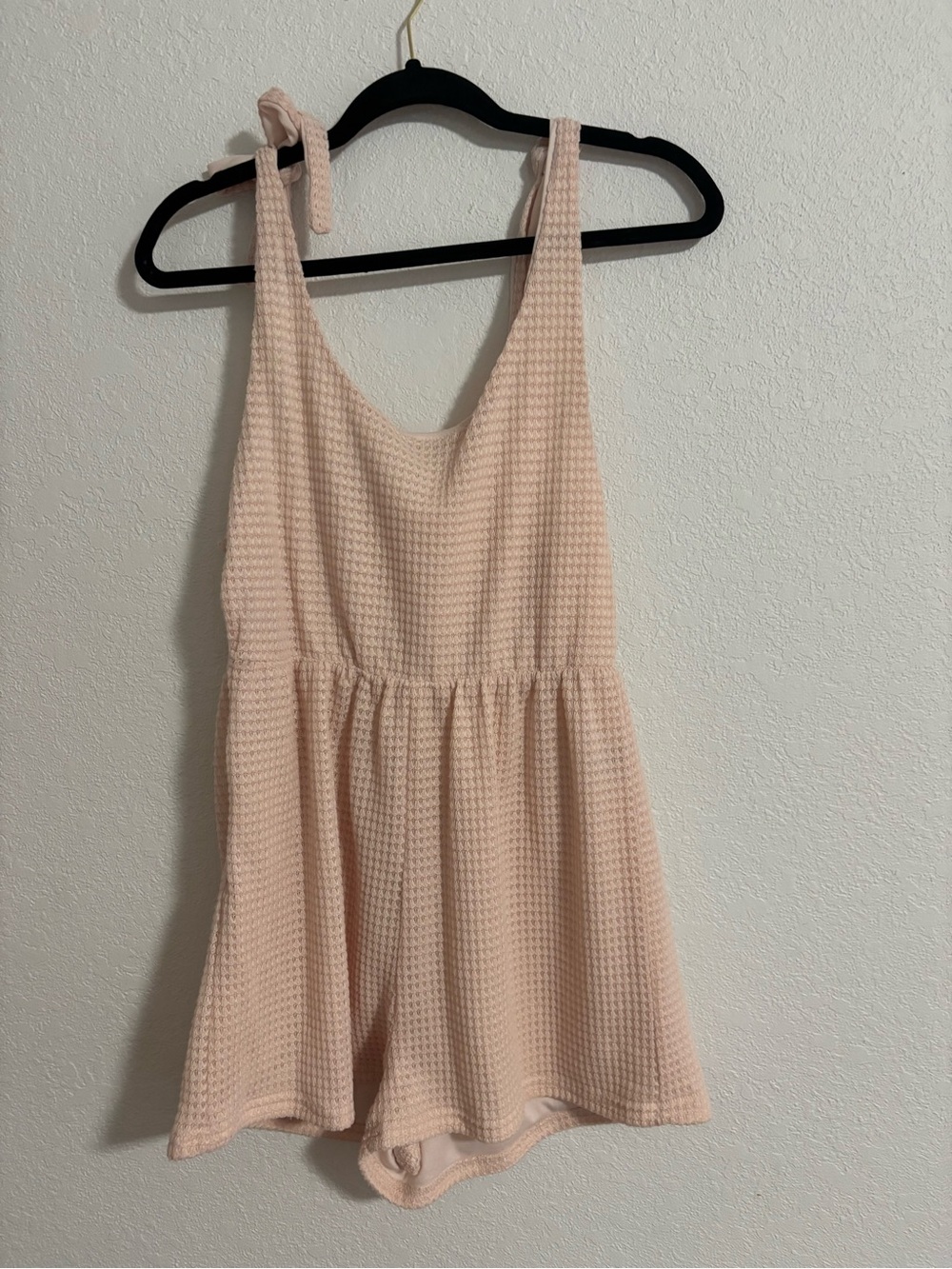 Women's Waffle Knit Tie-Shoulder Romper in Blush